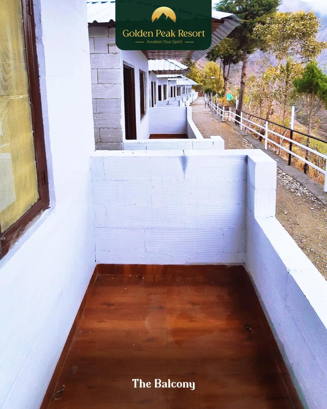 Golden Peak Resort Lakhwār Eksteriør billede